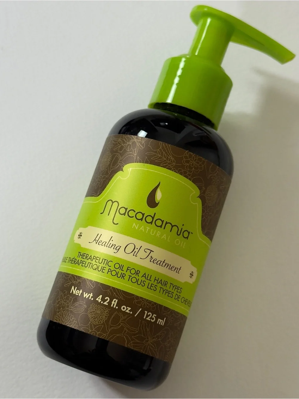 Macadamia Natural Oil Healing Oil Treatment. Net wt. 4.2 fl. oz. / 125 ml. New!